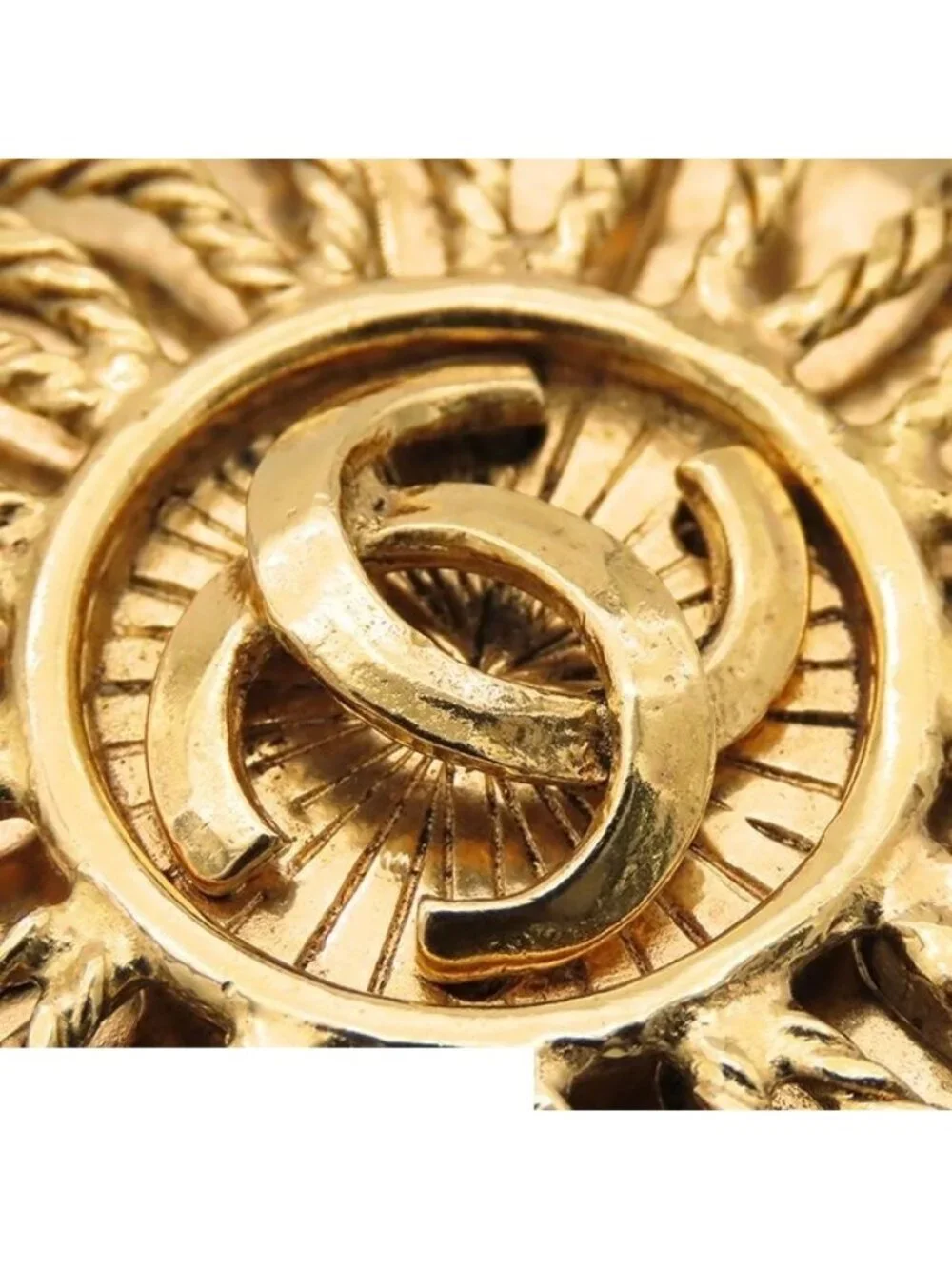 Chanel Pin Brooch Gold Metal CC Logo Sun Motif Vintage